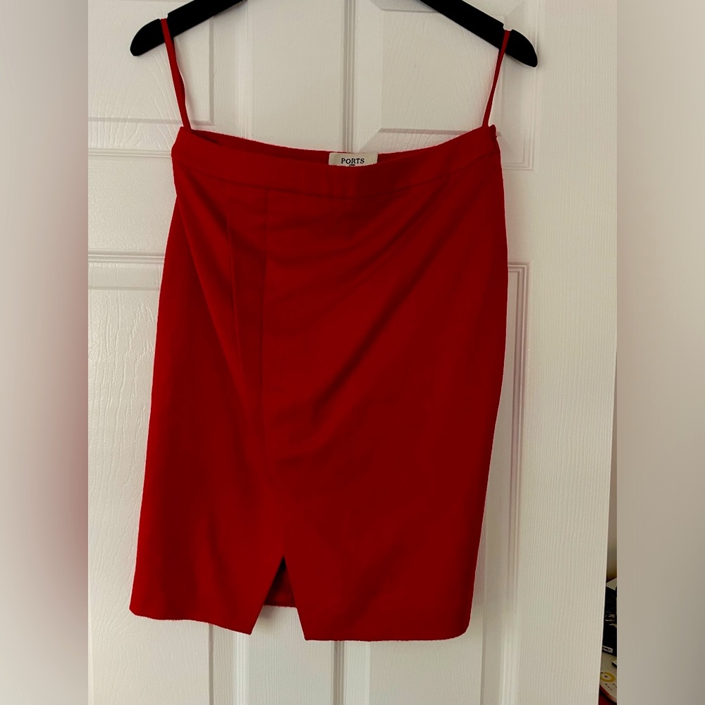 Ports 1961 Vintage. Cashmere/silk red pencil skirt. Size 4. Beautiful condition